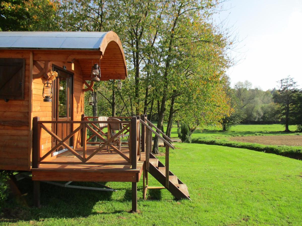 Roulotte Panoramique Du Moulin Bed & Breakfast Châtillon-sur-Marne Екстериор снимка